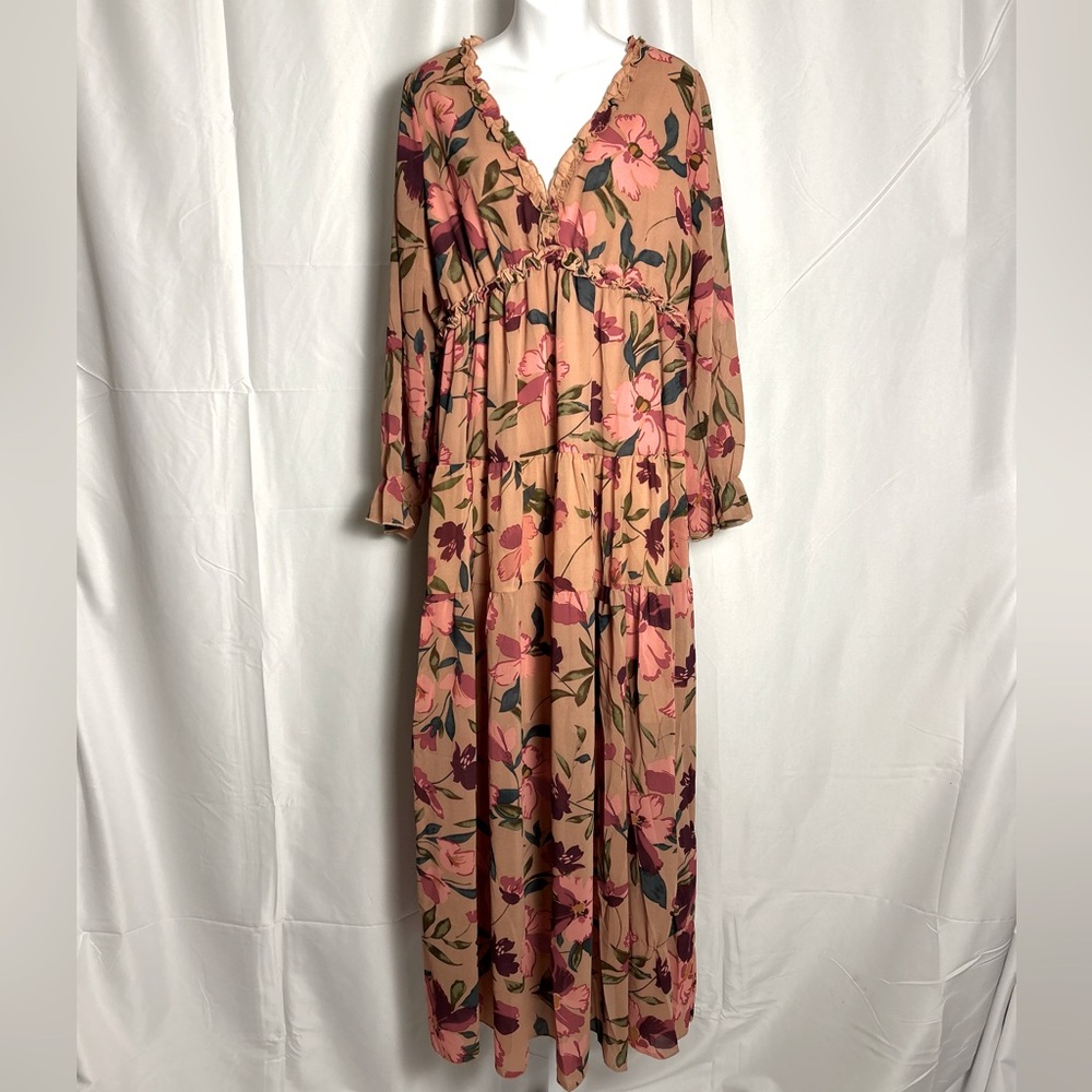 Beautiful floral maxi dress. New without tags.